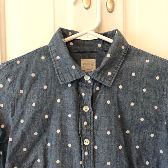 J. Crew “The Perfect Shirt” Chambray Button Down - Picture 4 of 8